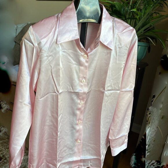 Susan Graver  Blouse Soft Pink Charmeuse Button Front Better than Real Silk - Picture 2 of 15